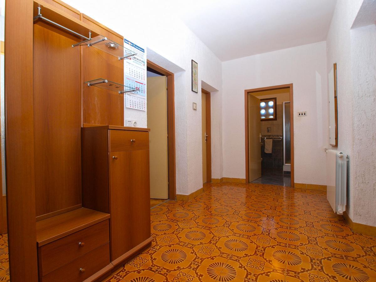 Apartment Branko 1348 Pula