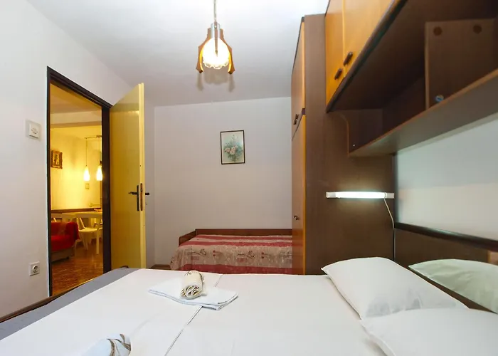 Apartments Branko 1348