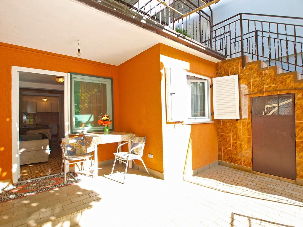 Branko 1348 Apartment