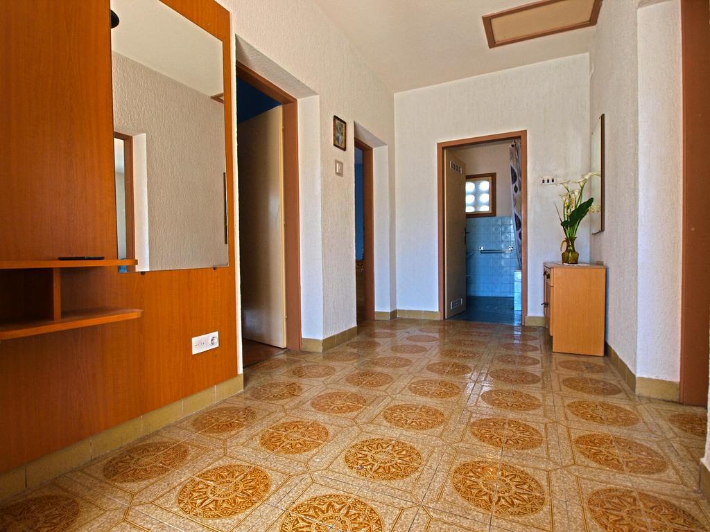 Branko 1348 Apartment
